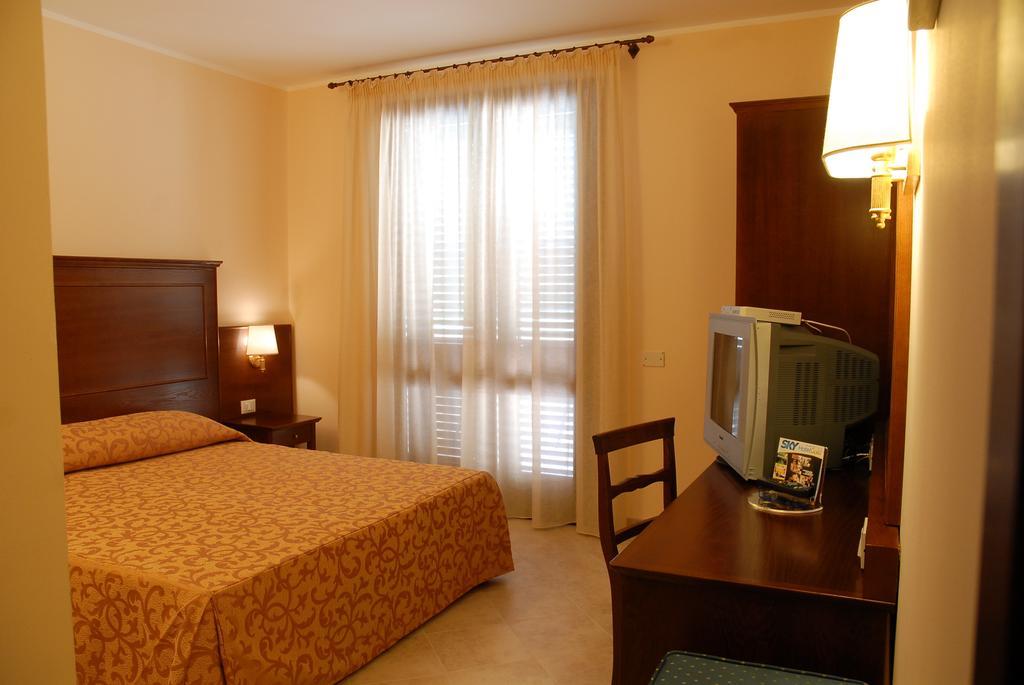 Hotel Villa Mokarta Salemi Kamer foto
