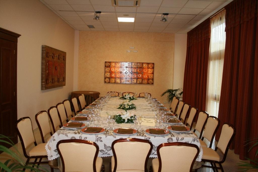 Hotel Villa Mokarta Salemi Buitenkant foto